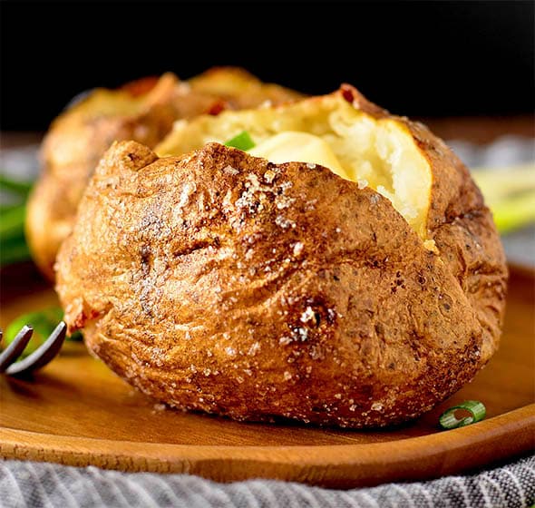 Bake Potatoes At 425 : Easy Baked Potato Recipe In The Oven Microwave ...