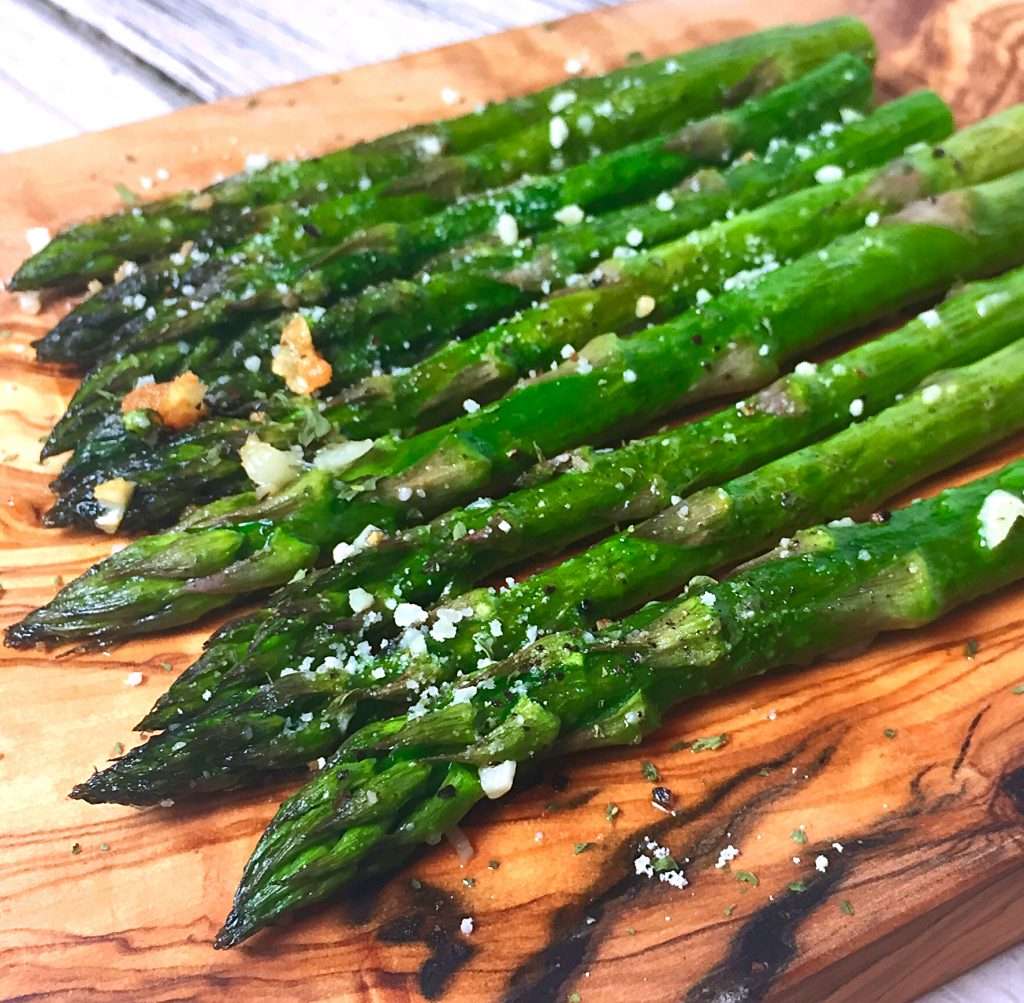 Baked Asparagus with Garlic and Parmesan