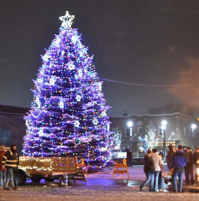 Baker City, Oregon Has Tons To See And Do This Holiday Season