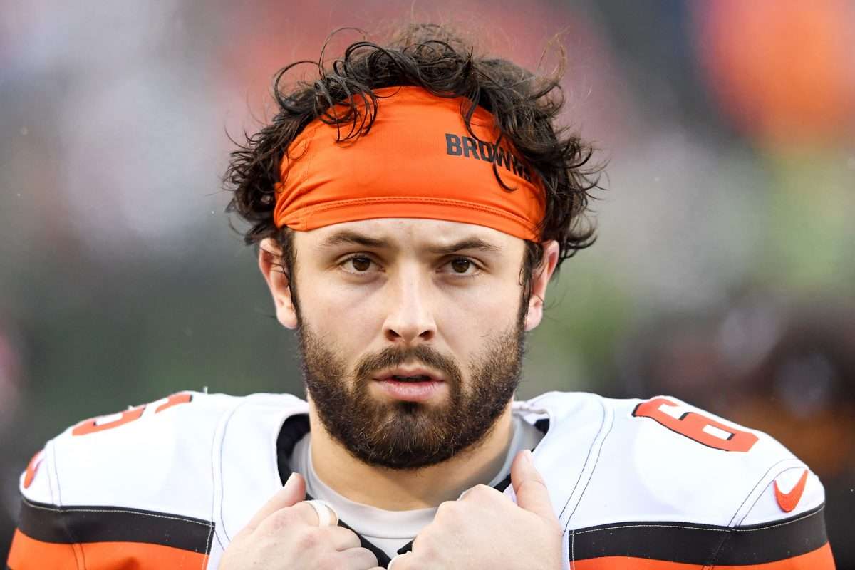 Baker Mayfield Shuts Down Fan Who Criticized His Decision to Kneel ...