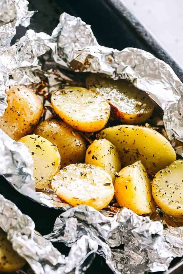 Garlic Herb Grilled Potatoes in Foil Recipe