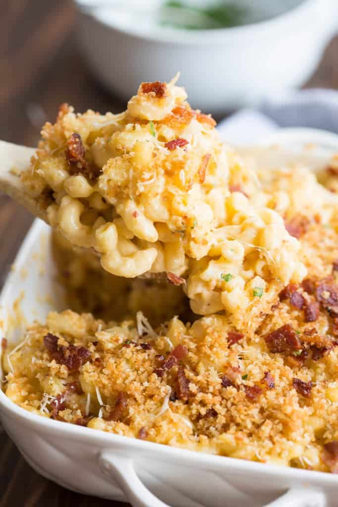 Gourmet Baked Mac and Cheese with Bacon