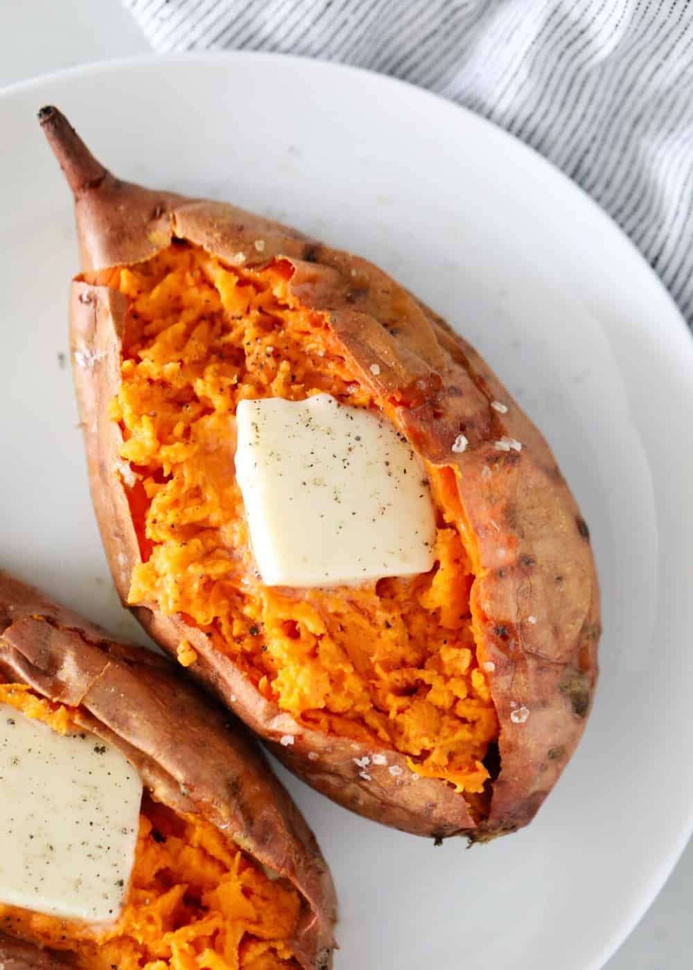 How Many Carbs In A Baked Sweet Potato : A baked potato, known in some ...