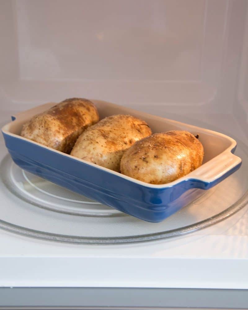 How To Bake a Potato in the Microwave
