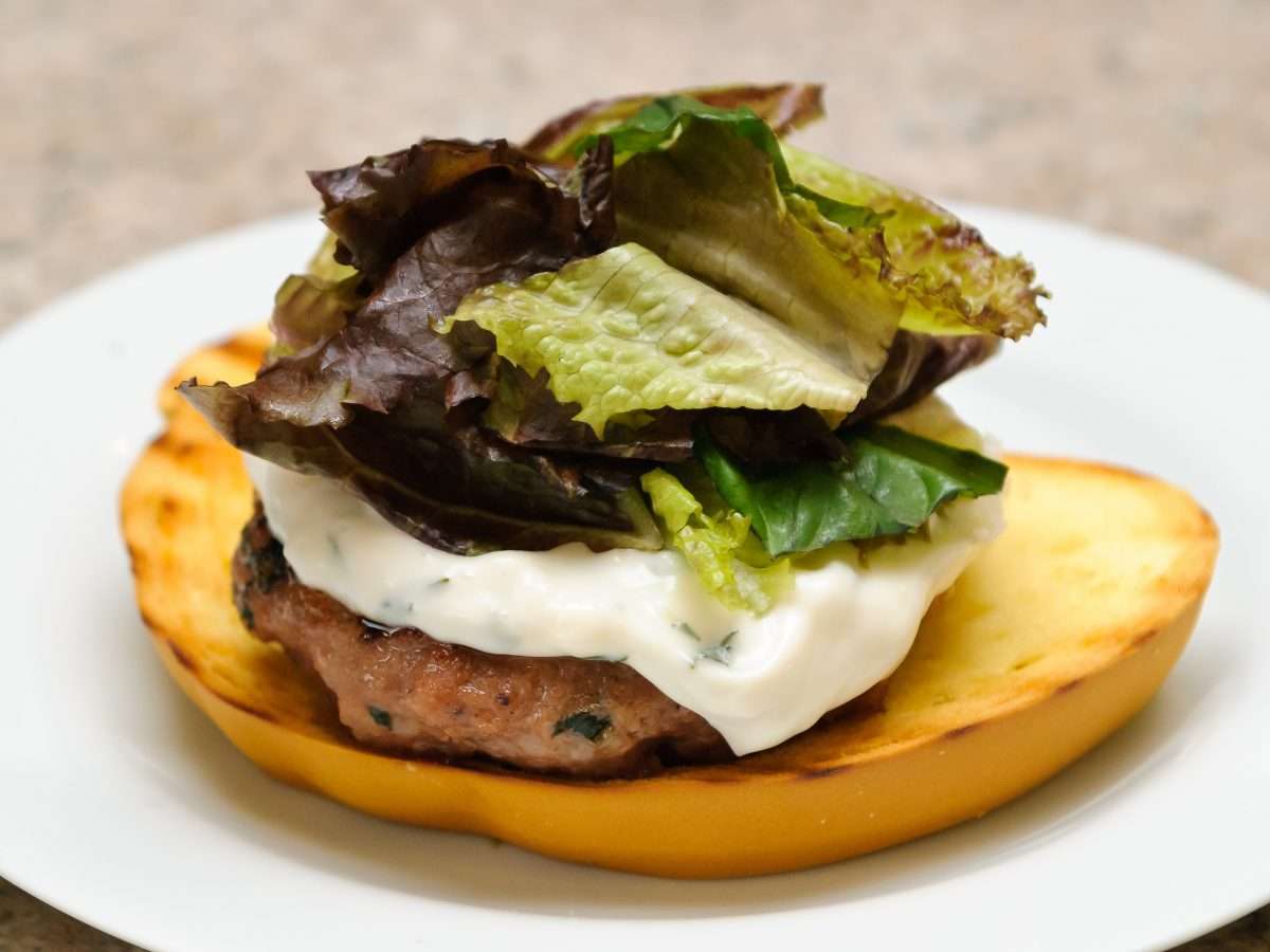 How to Bake Turkey Burgers: 14 Steps (with Pictures)