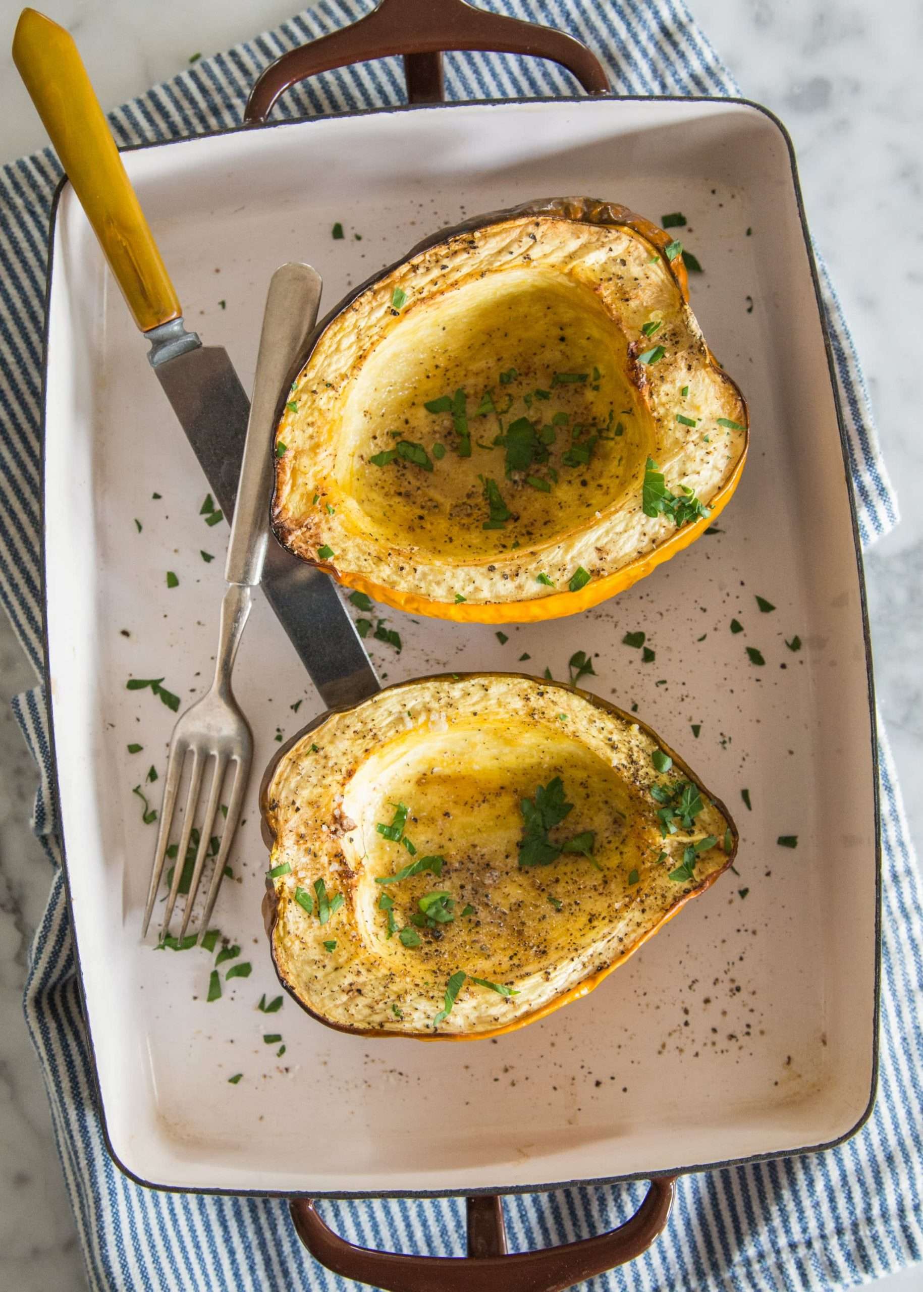 How To Cook Acorn Squash in the Oven: The Easiest ...