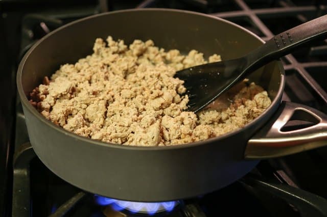 How to Cook Ground Turkey on the Stove
