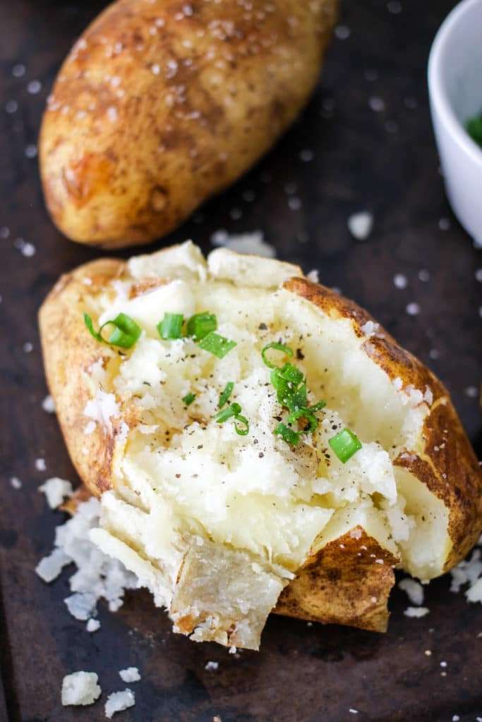 Instant Pot Baked Potatoes (with Crispy Skins ...