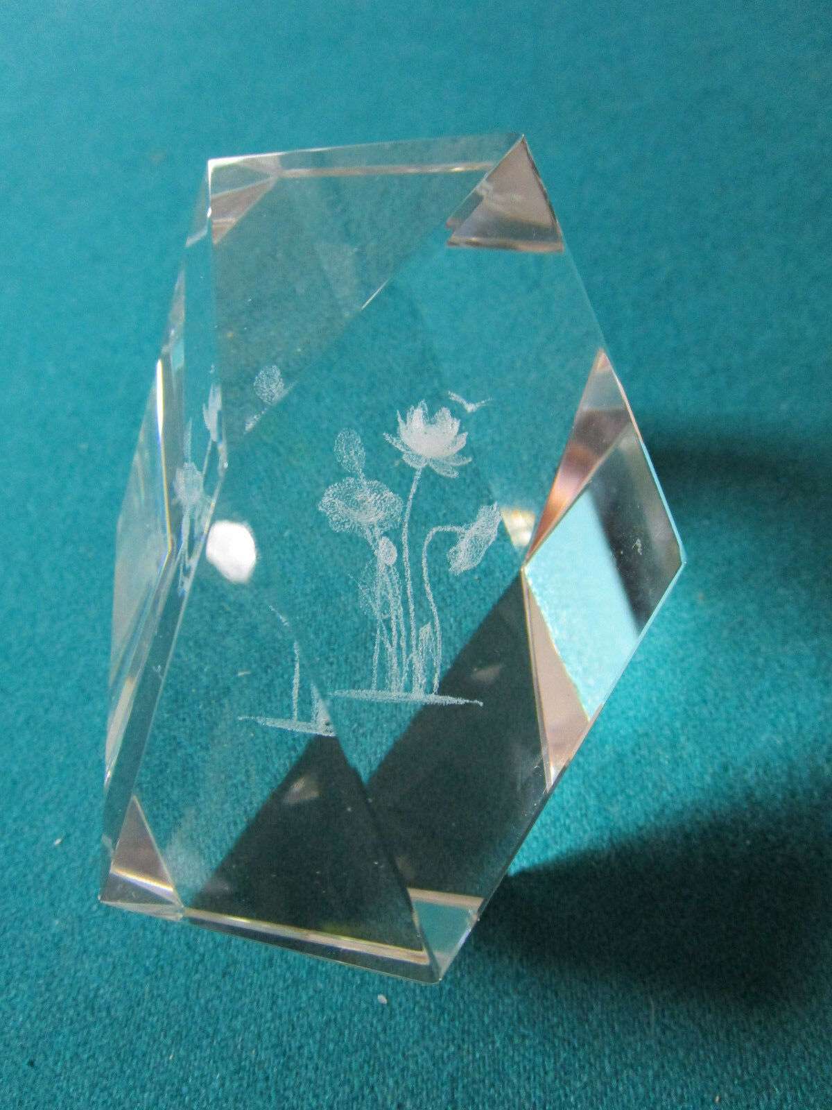 PRISM CRYSTAL PAPERWEIGHT DIAMOND CUT FLOATING FLOWERS 3 1 ...